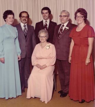 MB-61 - Ervin and Leta Quanz 50th Anniv, Iona, Donald, Ross, Ervin, Marguerite, Leta in front - Sep 1976.jpg